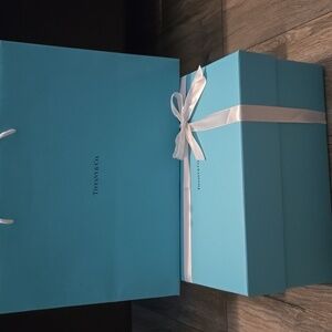 Tiffany & Co. Wine Glasses In Packaging Gift